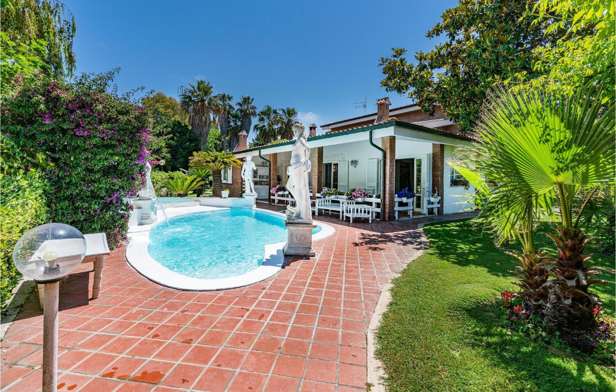 Beautiful Home In Fiumicino With Wifi Eksteriør bilde