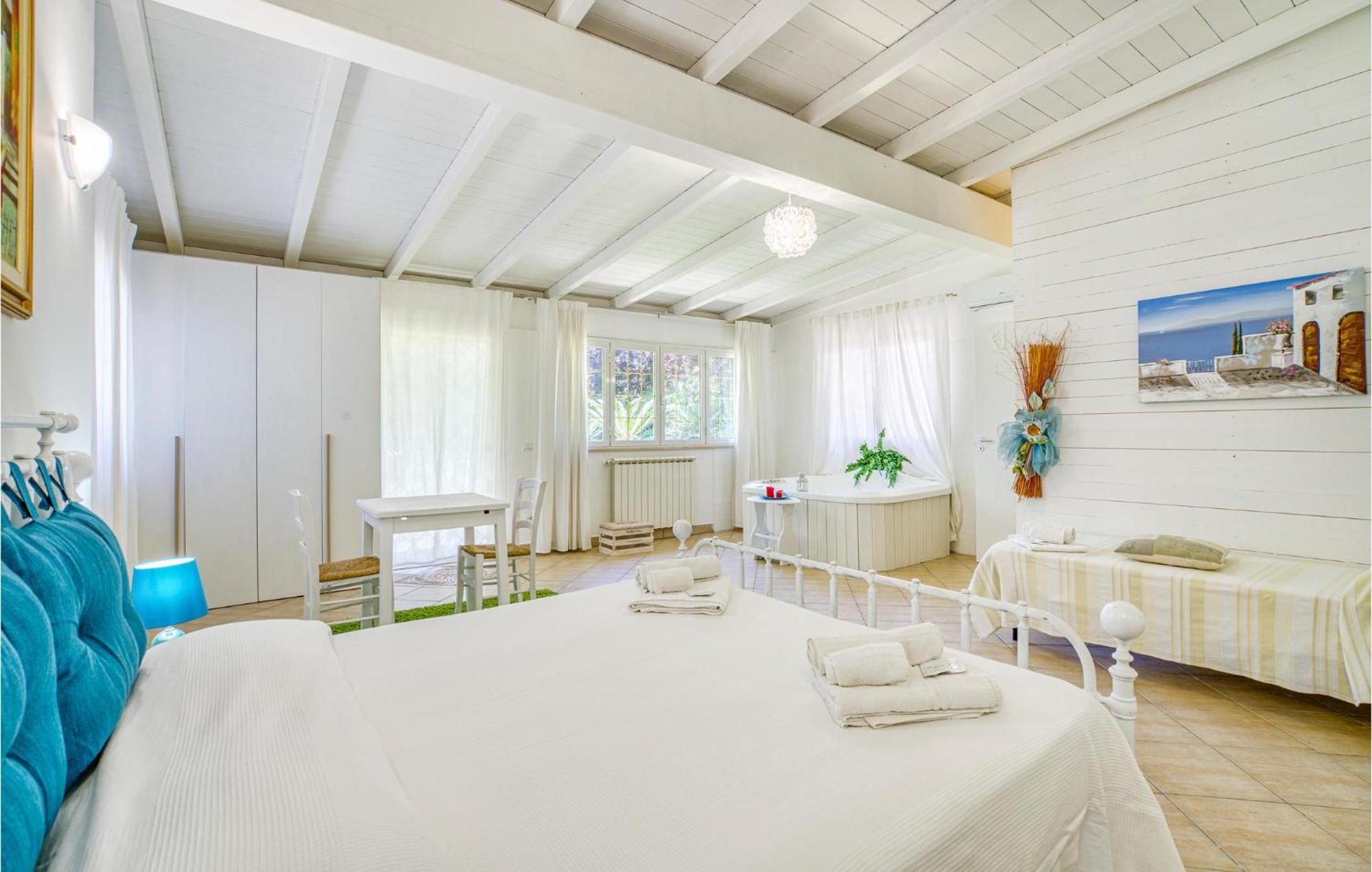 Beautiful Home In Fiumicino With Wifi Eksteriør bilde